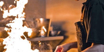Young chefs bring Saigon Seasons to Lakes Entrance RSL
